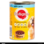 a-tin-of-pedigree-dog-food-on-a-white-background-K2HH0W